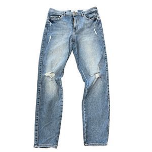 Guess skinny jeans size 30 perfectly distressed